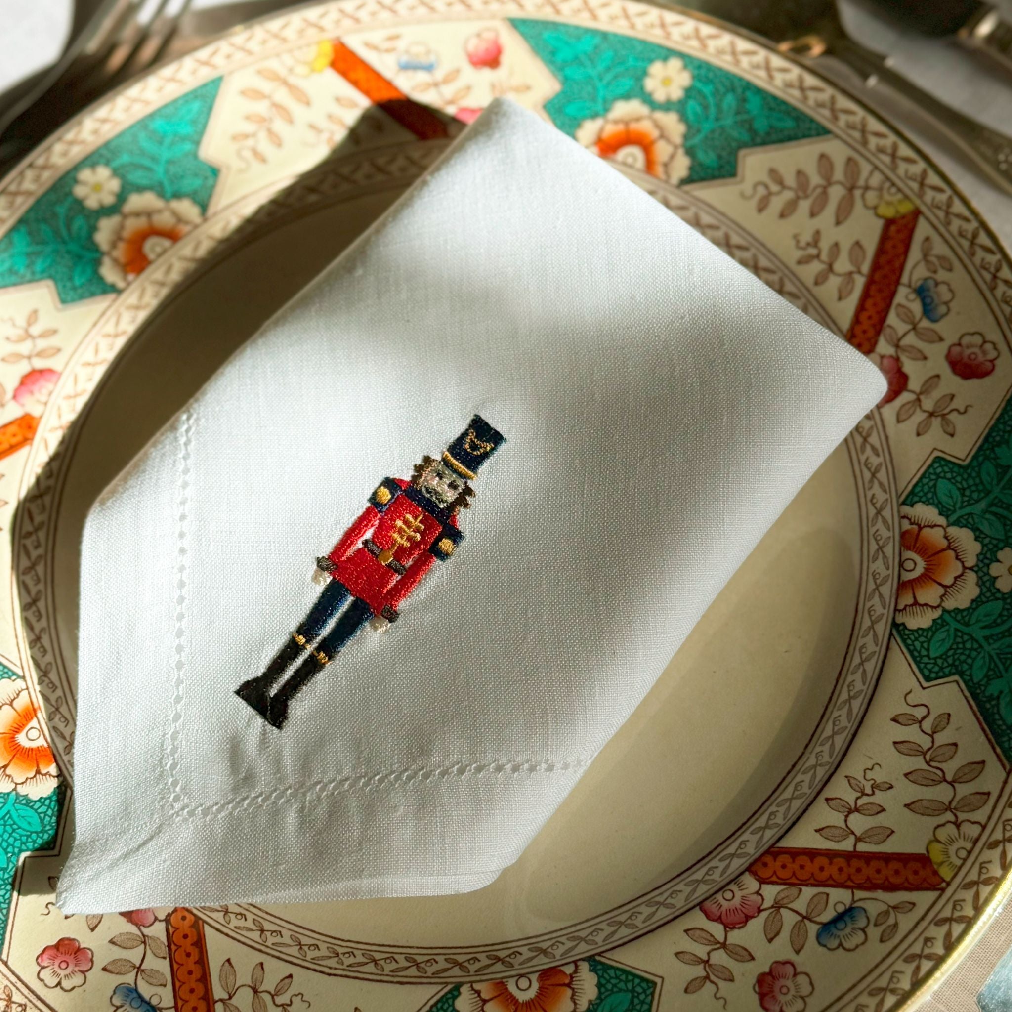 Roupa de mesa Mafra com bordados de Natal