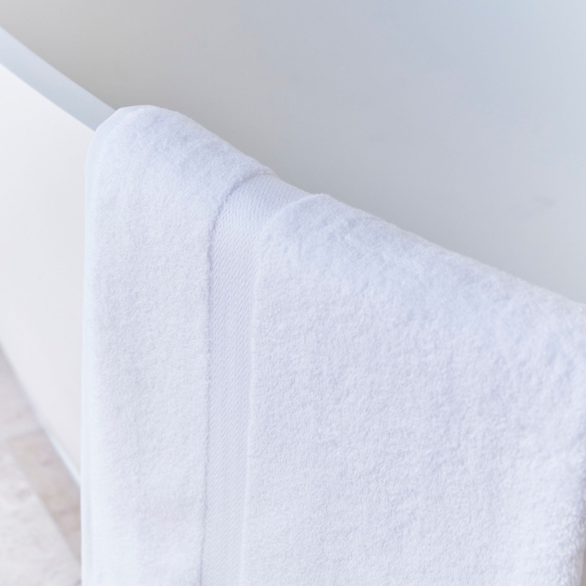 torres-novas-bath-almonda-plain-bath-towel-white-lifestyle-2.jpg
