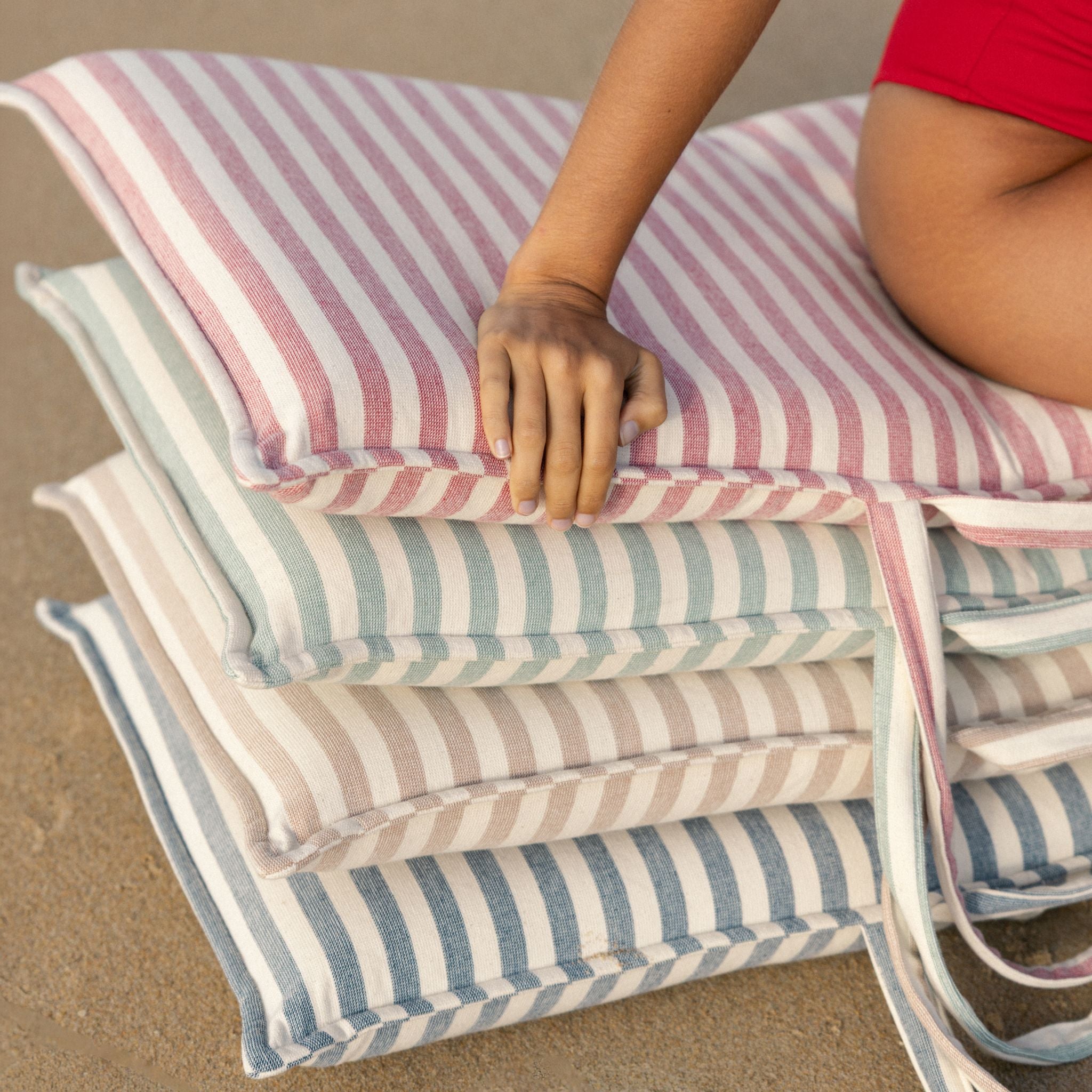 torres-novas-beach-barra-horizontal-stripes-beach-chair-multiple-colours-lifestyle-2_0bdf37bb-cdcf-4ab5-9a63-aa2416821857.jpg