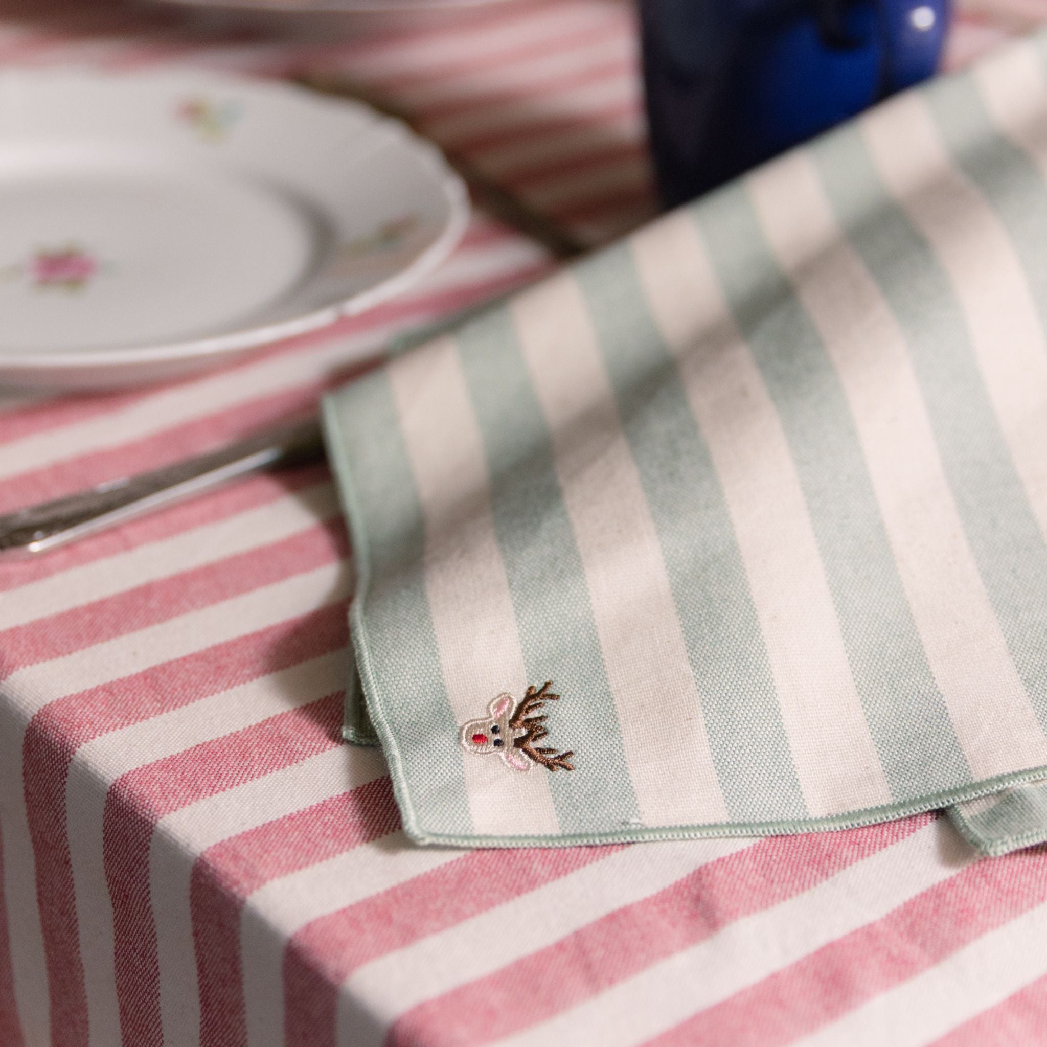 Servilletas con bordados navideños Barra