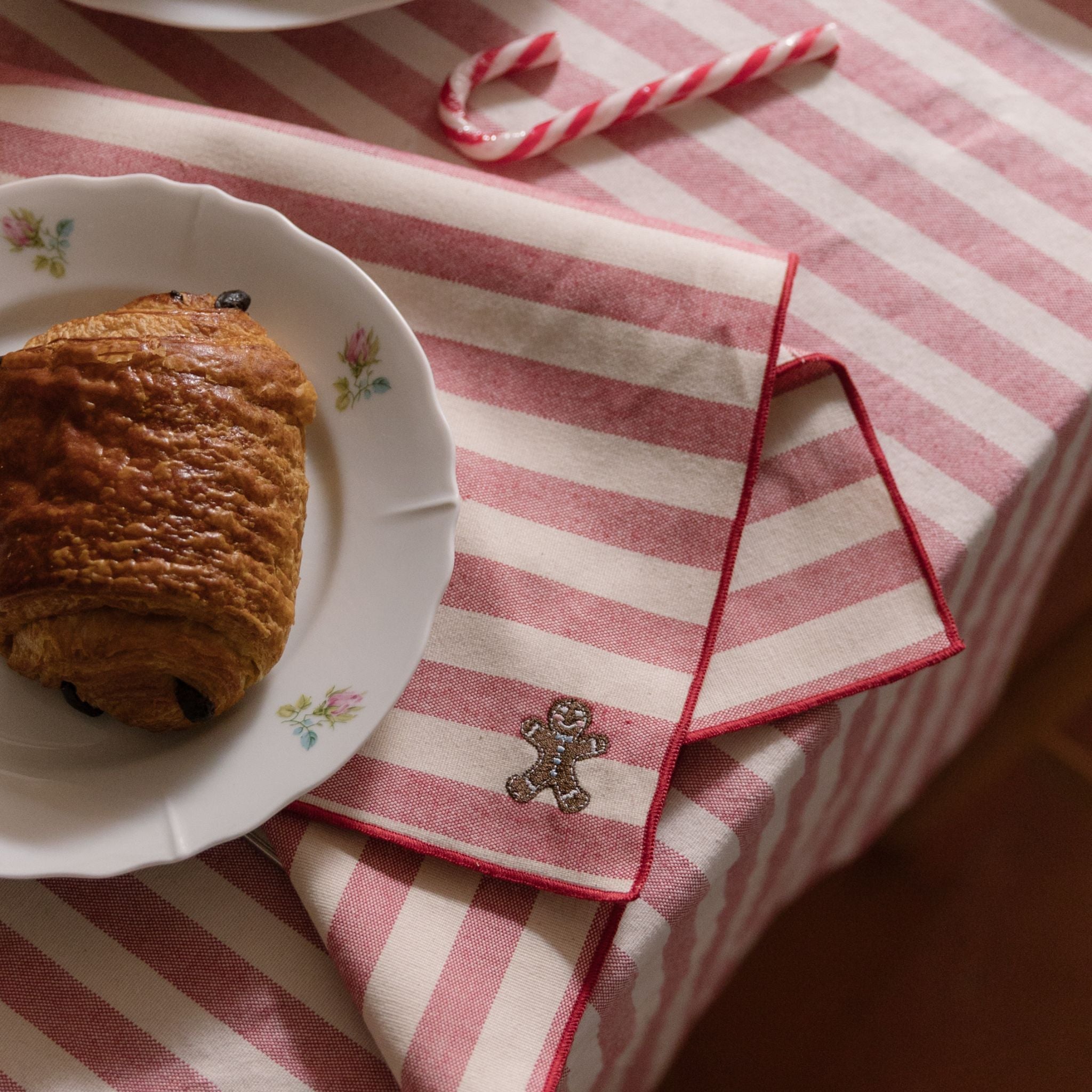Servilletas con bordados navideños Barra
