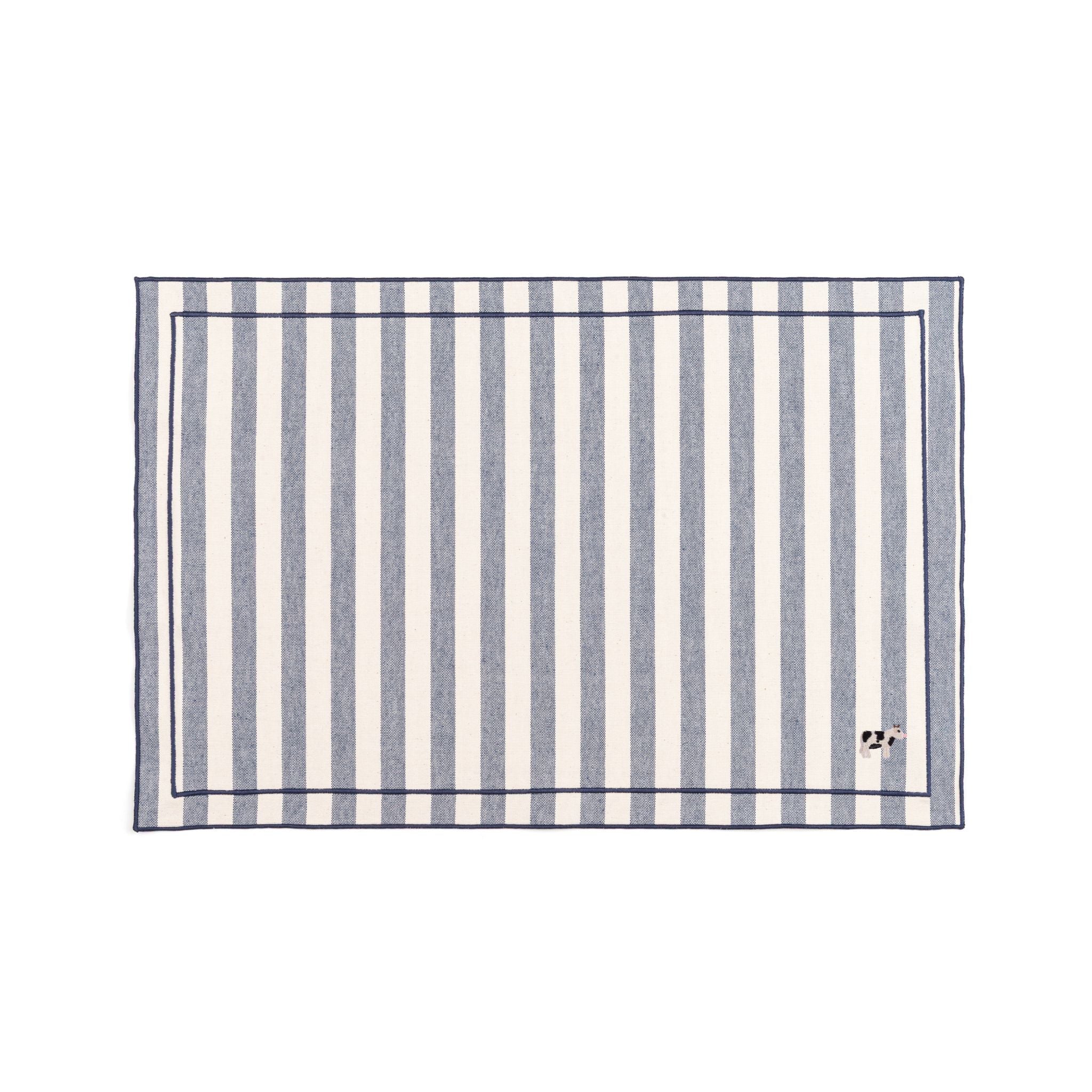 Barra cotton table linen with embroidered farm animals