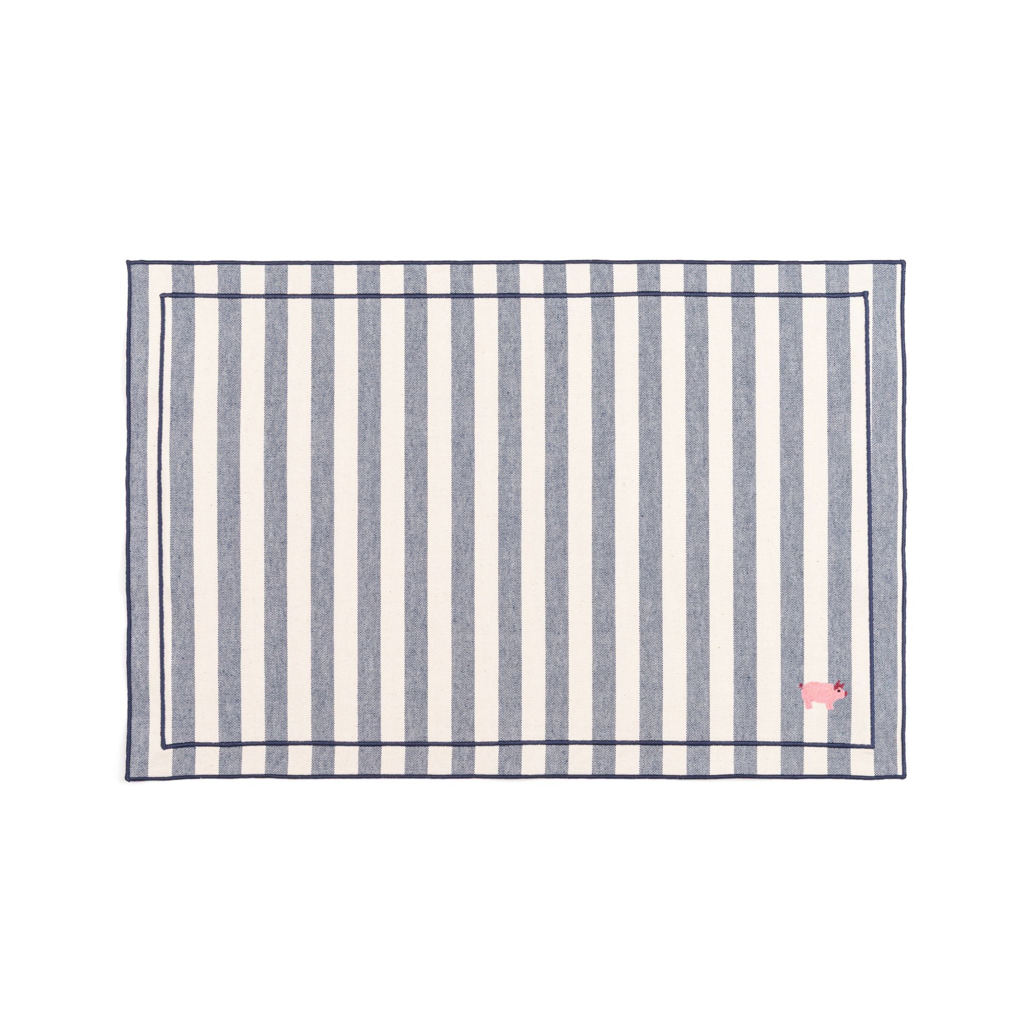 Barra cotton table linen with embroidered farm animals