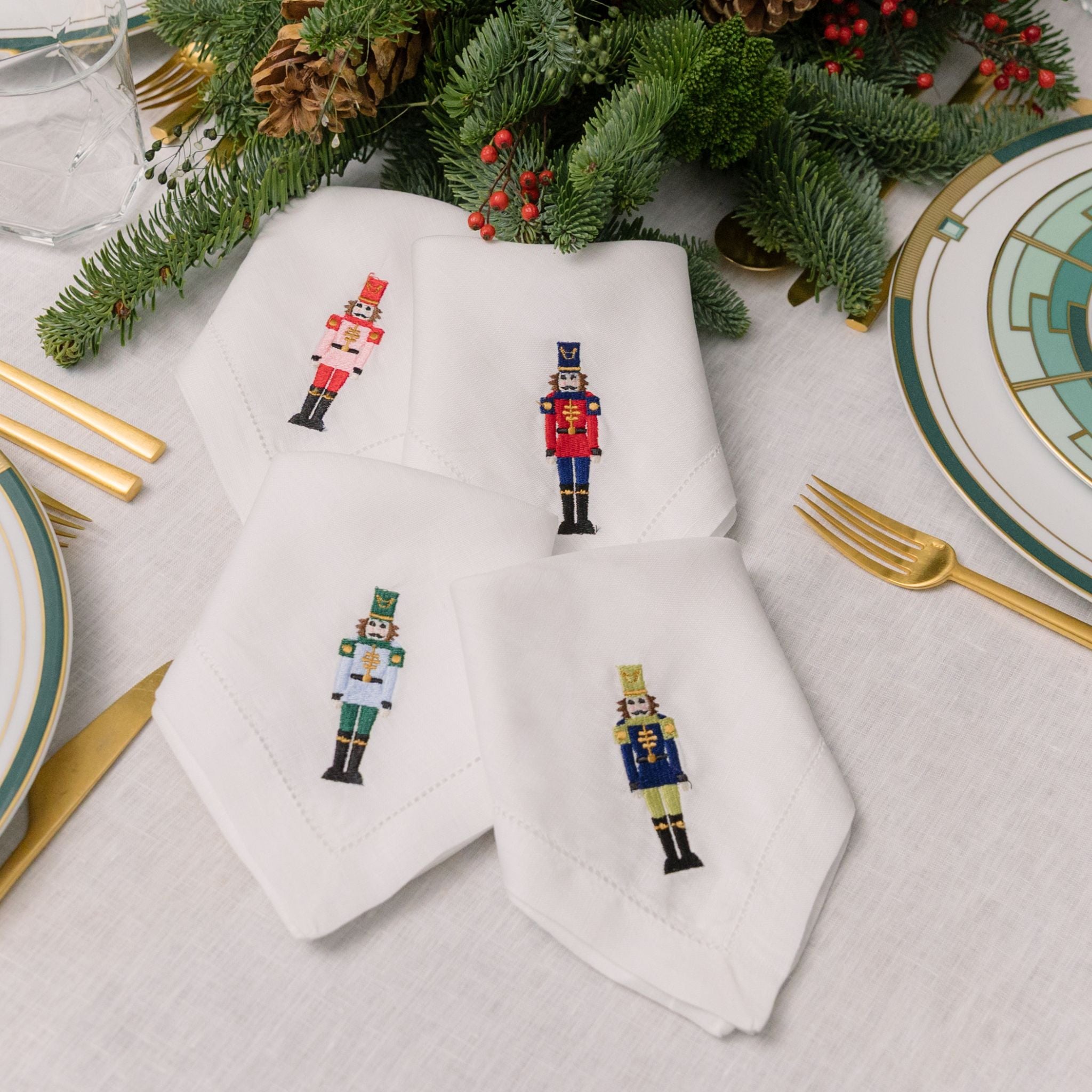 Mafra lino con bordado navideño