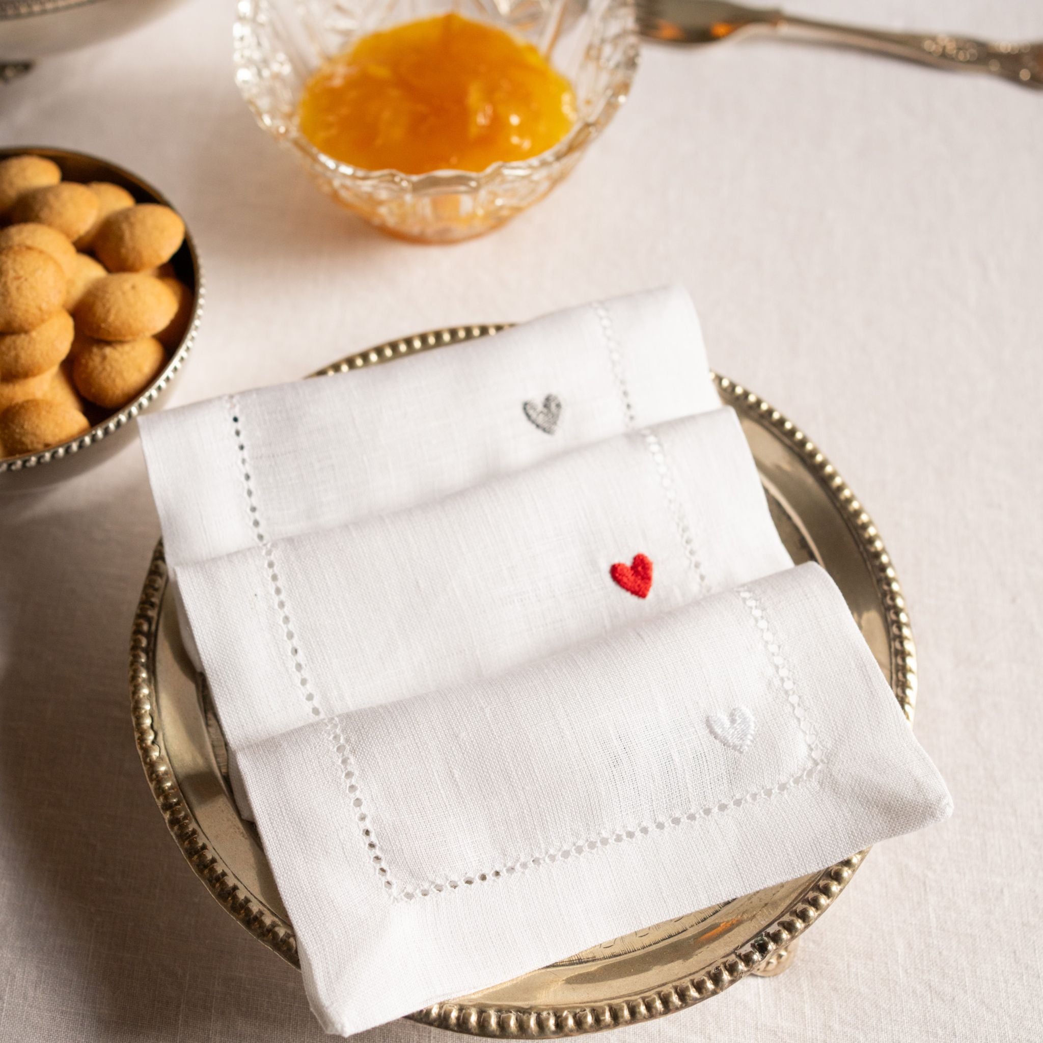 Guardanapos Mafra com bordados de coração