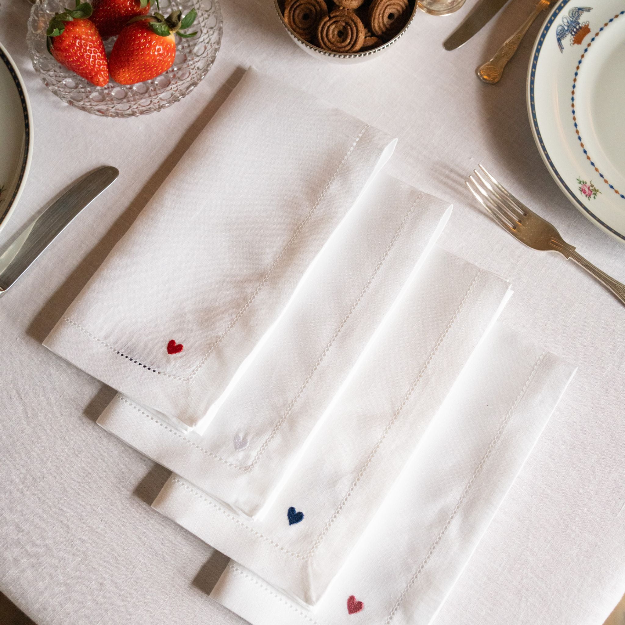 Guardanapos Mafra com bordados de coração