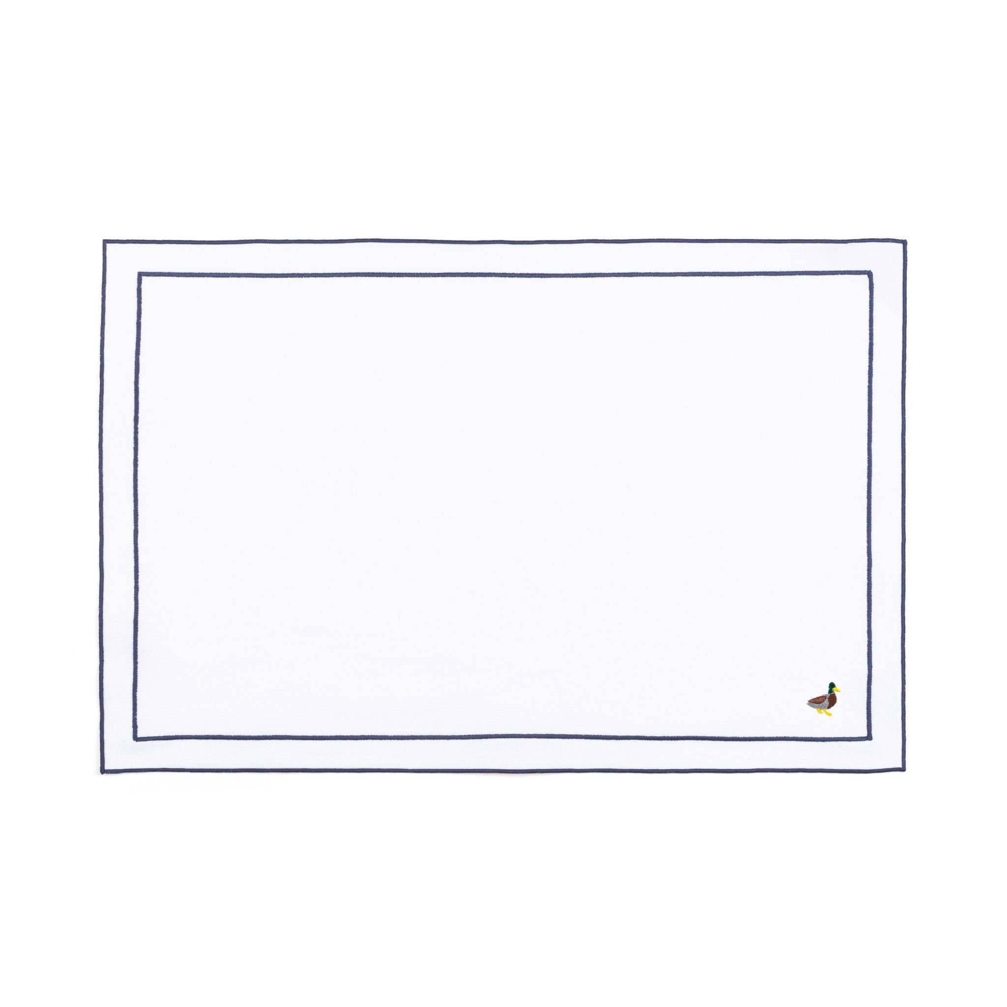 Nazaré white cotton table linen with embroidered farm animals