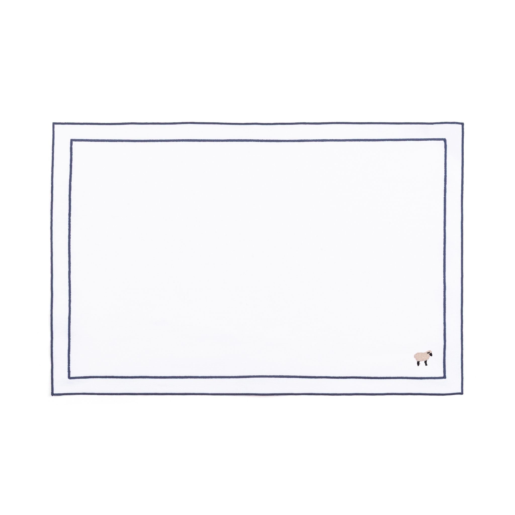 Nazaré white cotton table linen with embroidered farm animals