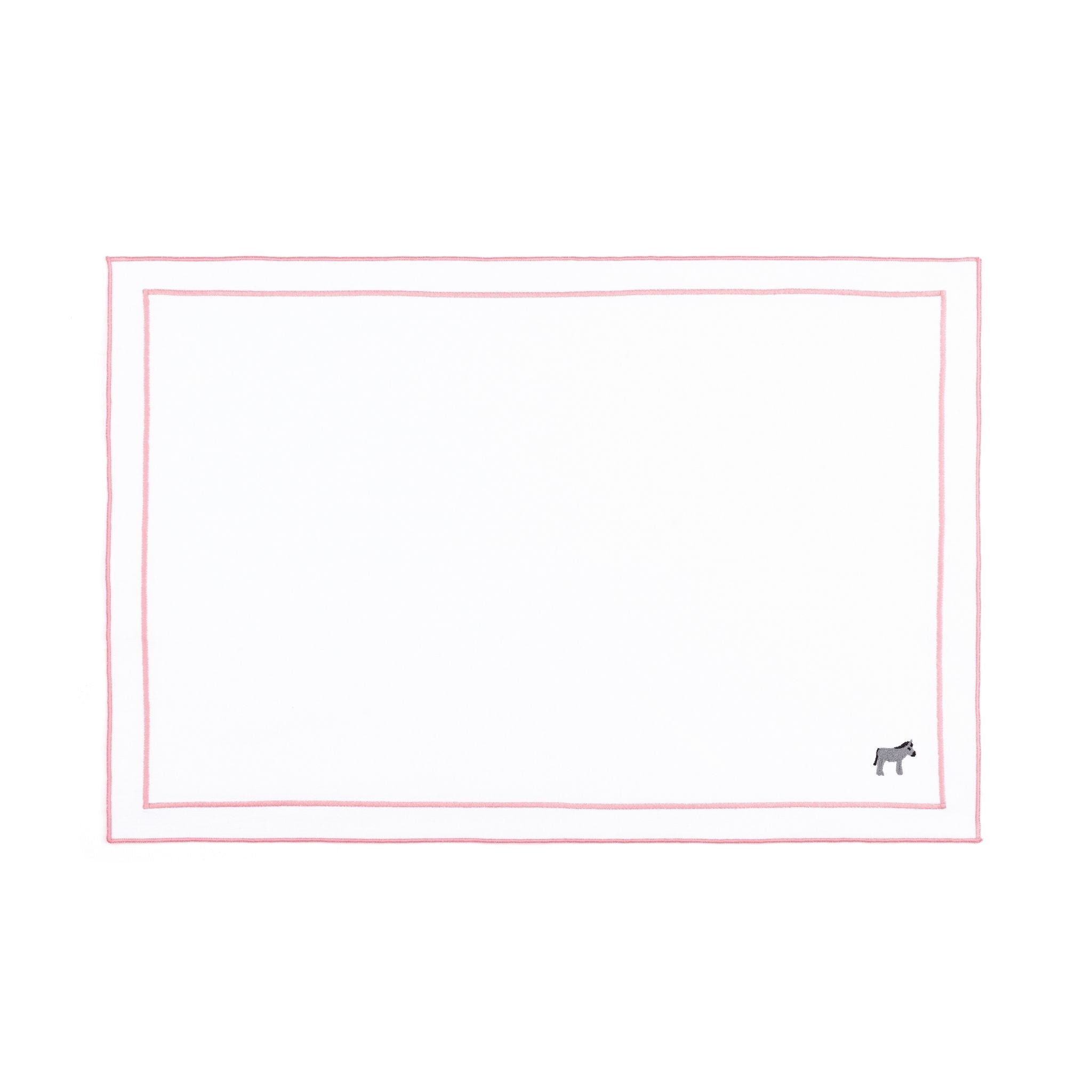 Nazaré white cotton table linen with embroidered farm animals