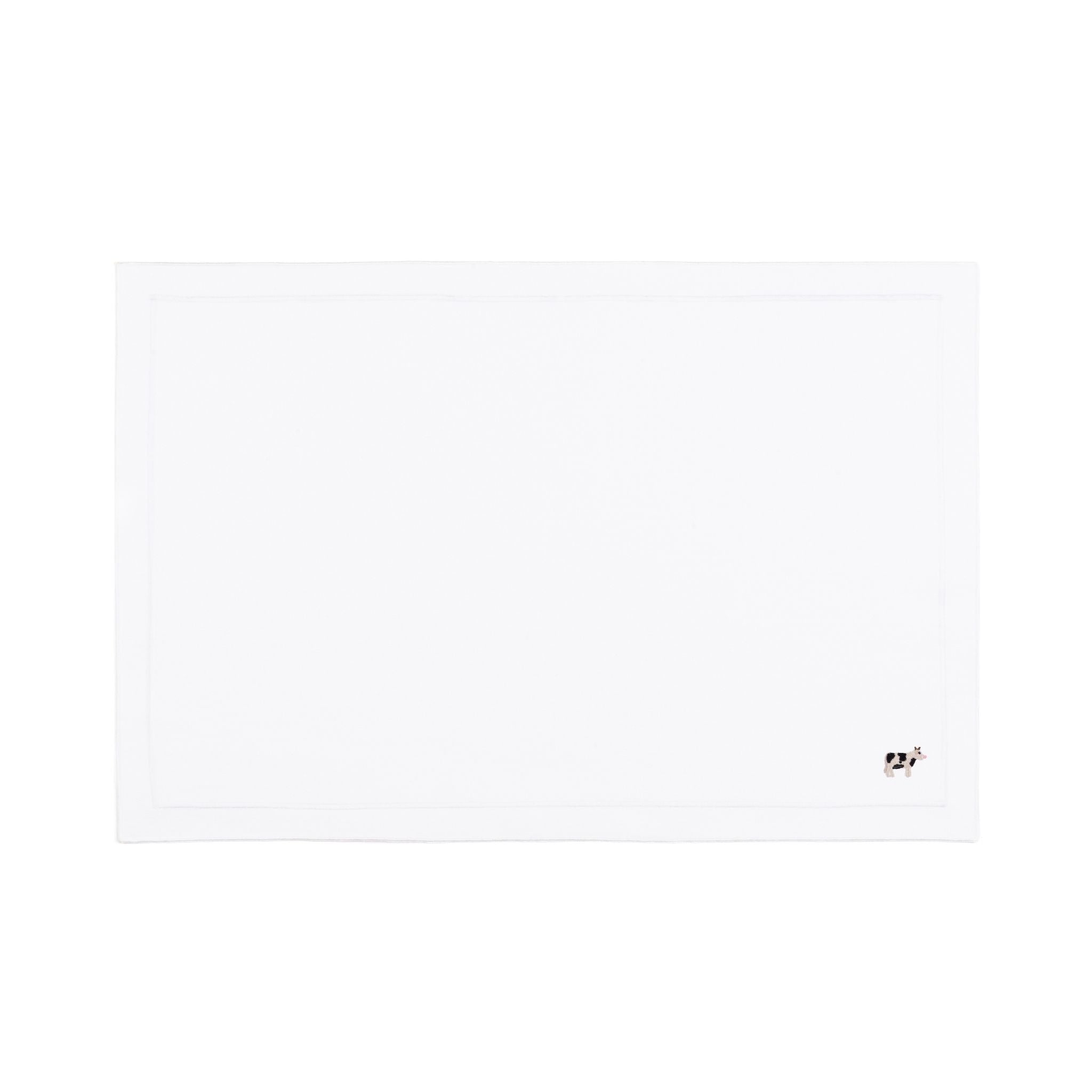 Nazaré white cotton table linen with embroidered farm animals