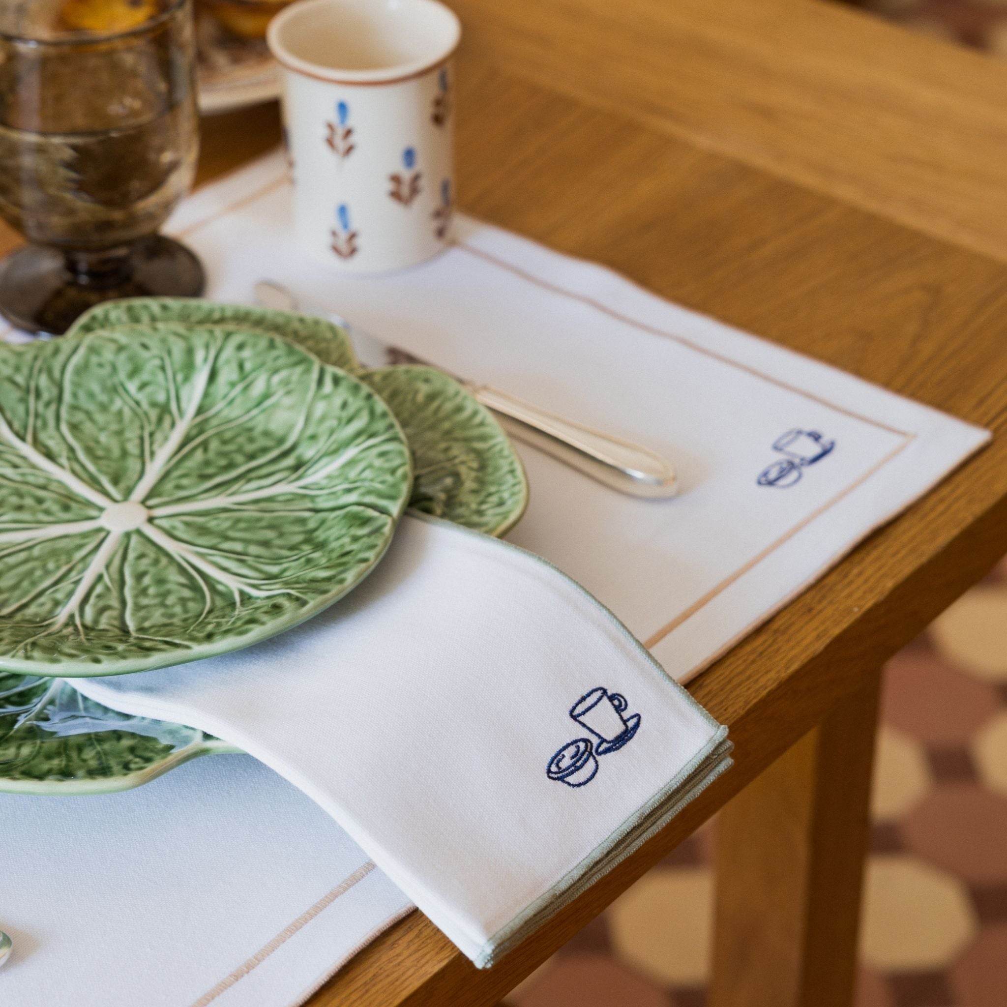 torres-novas-table-nazare-white-beige-green-placemat-embroidery-portugal-nata-lifestyle-7.jpg