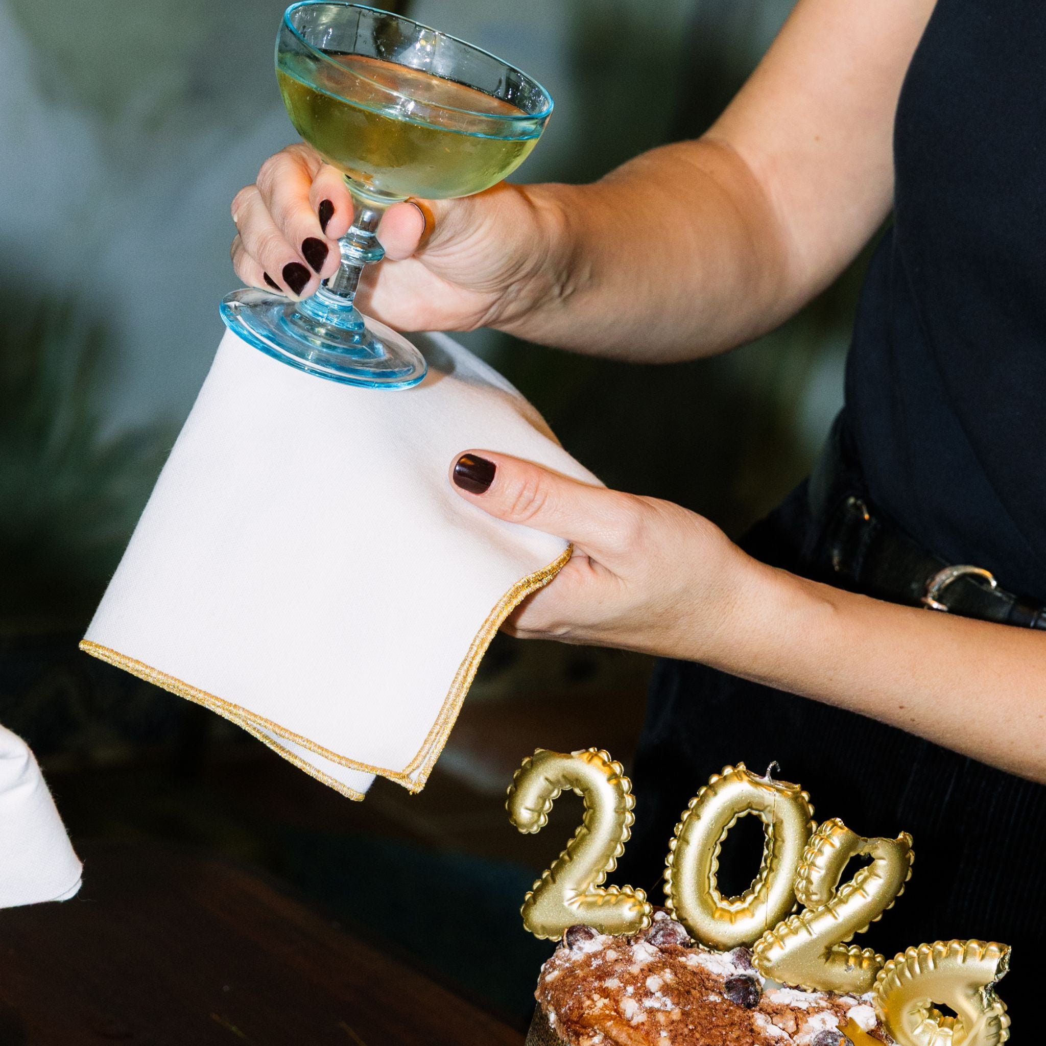 White Nazaré napkins with silver and gold