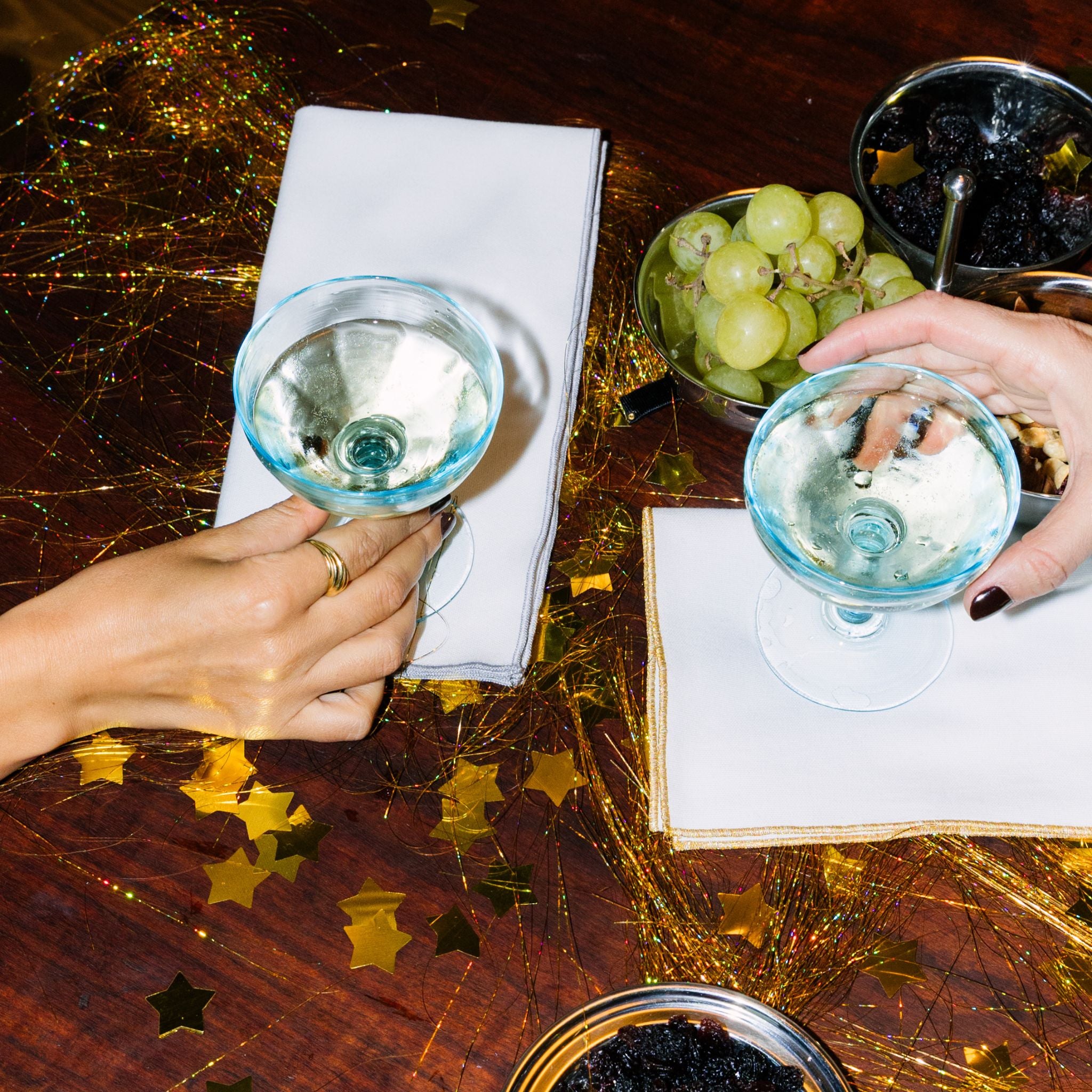 White Nazaré napkins with silver and gold